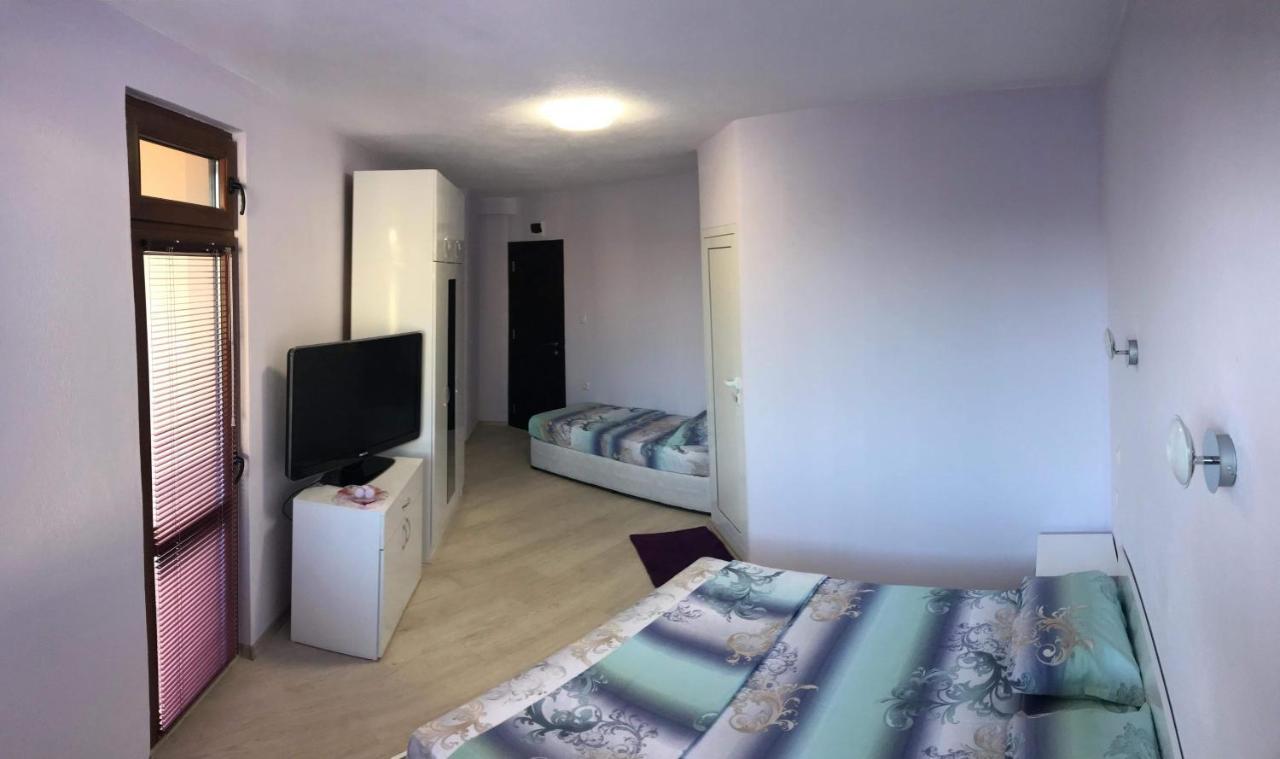 Primorski Briz Guest House Primorsko Esterno foto